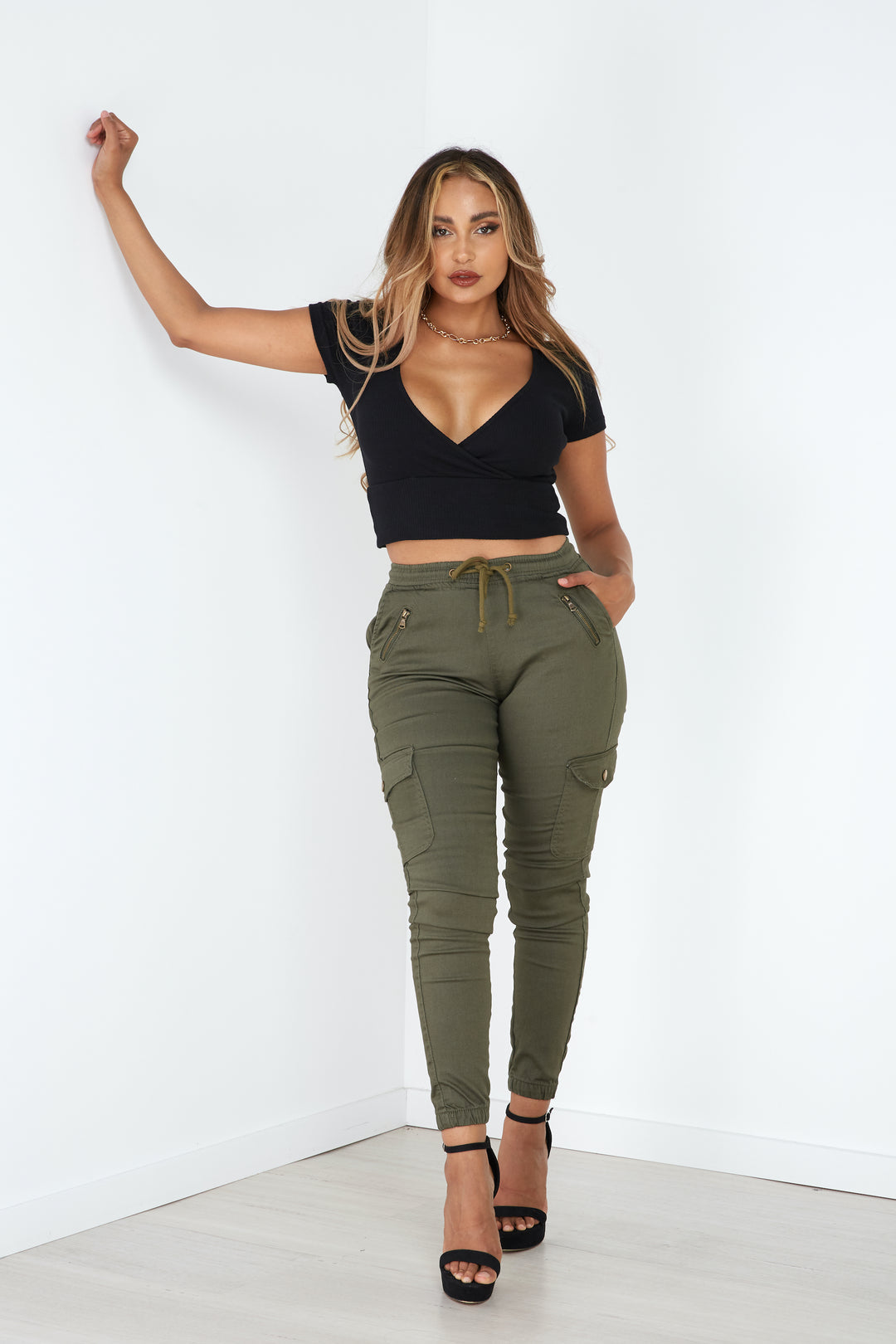 Cardi Cargo Pants