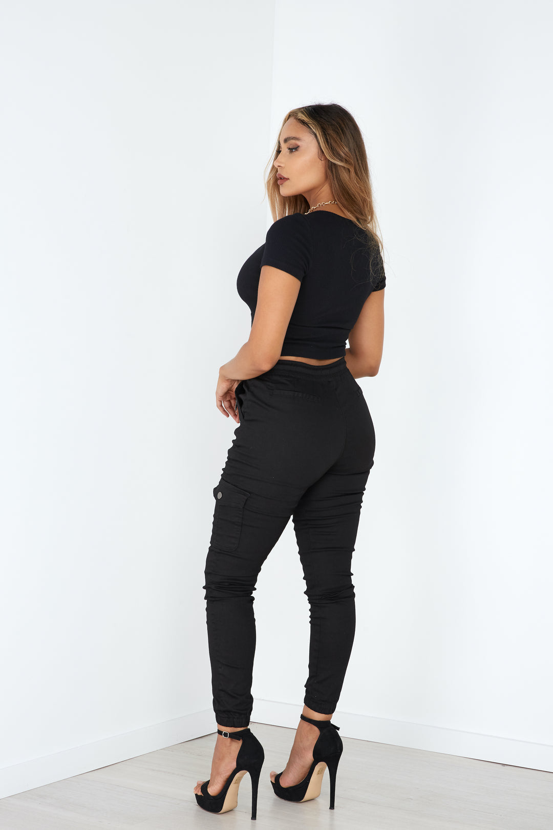 Cardi Cargo Pants