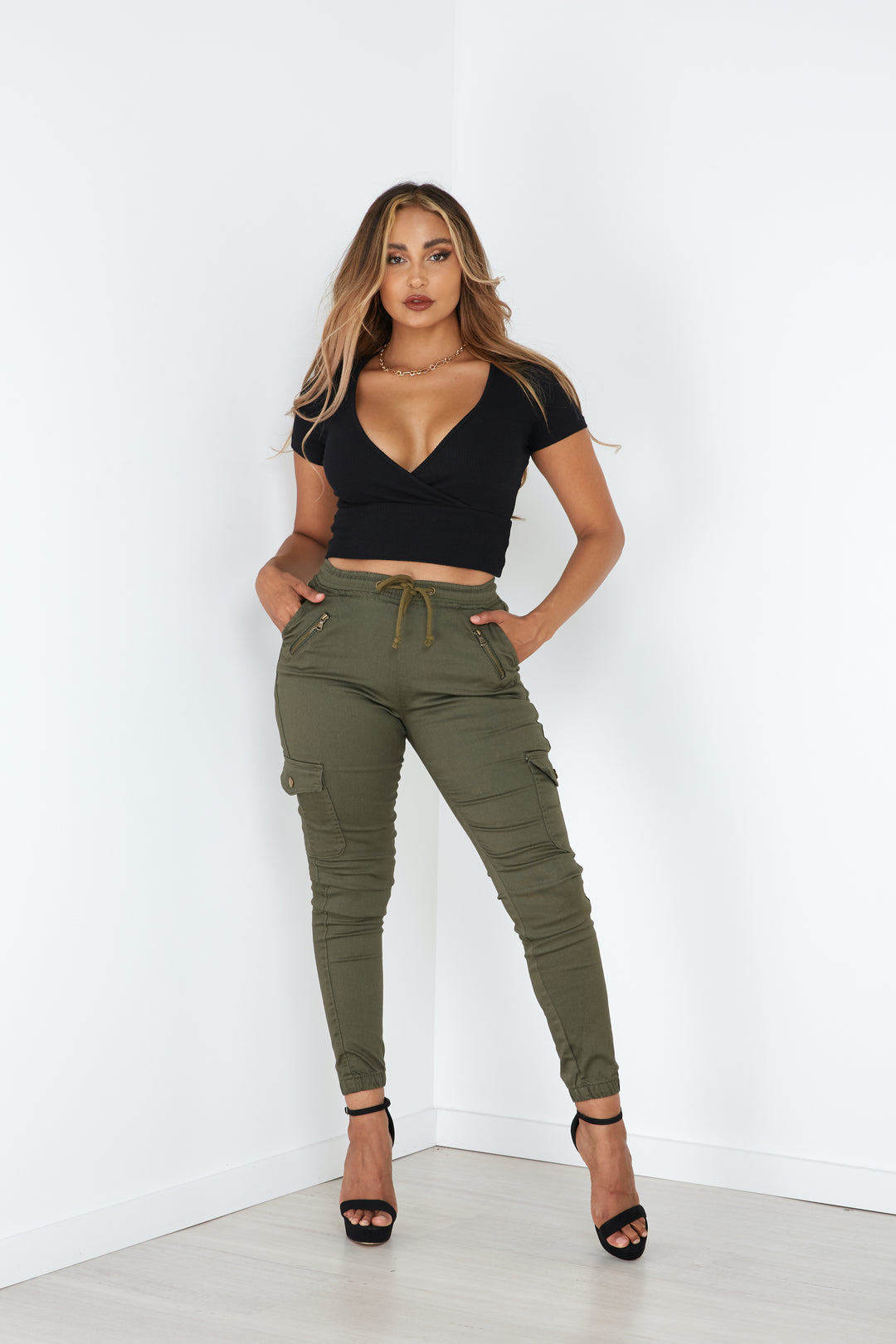 Cardi Cargo Pants